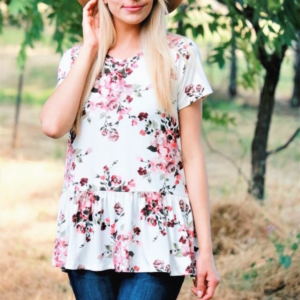 ⭐️Floral Blossom Peplum Top In Ivory⭐️ - Picture 4 of 6